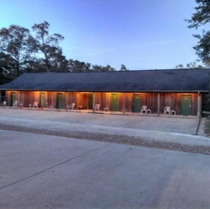 Whispering Creek Lodging & Rv Resort Newton ภายนอก รูปภาพ