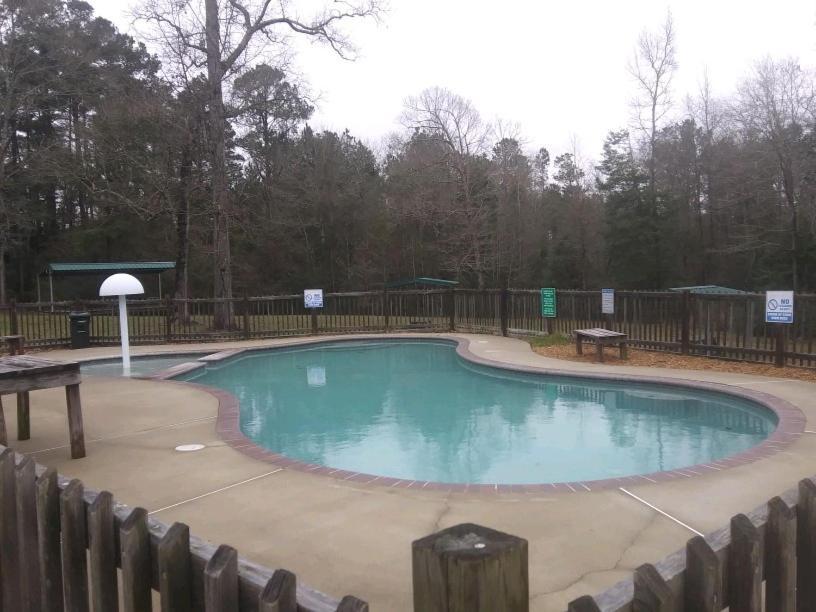 Whispering Creek Lodging & Rv Resort Newton ภายนอก รูปภาพ