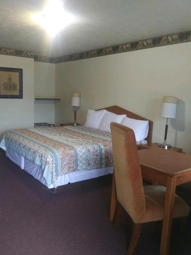 Whispering Creek Lodging & Rv Resort Newton ภายนอก รูปภาพ