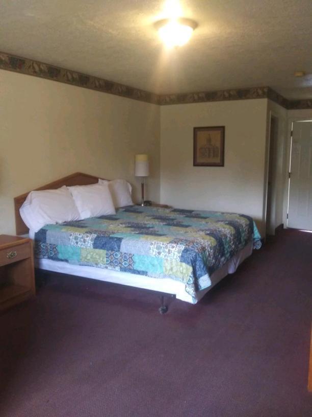 Whispering Creek Lodging & Rv Resort Newton ภายนอก รูปภาพ
