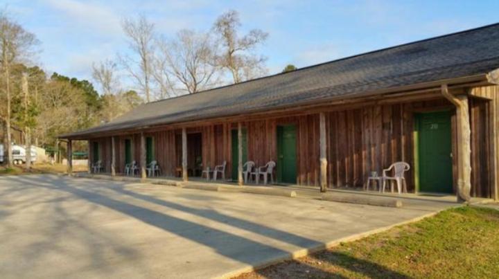 Whispering Creek Lodging & Rv Resort Newton ภายนอก รูปภาพ