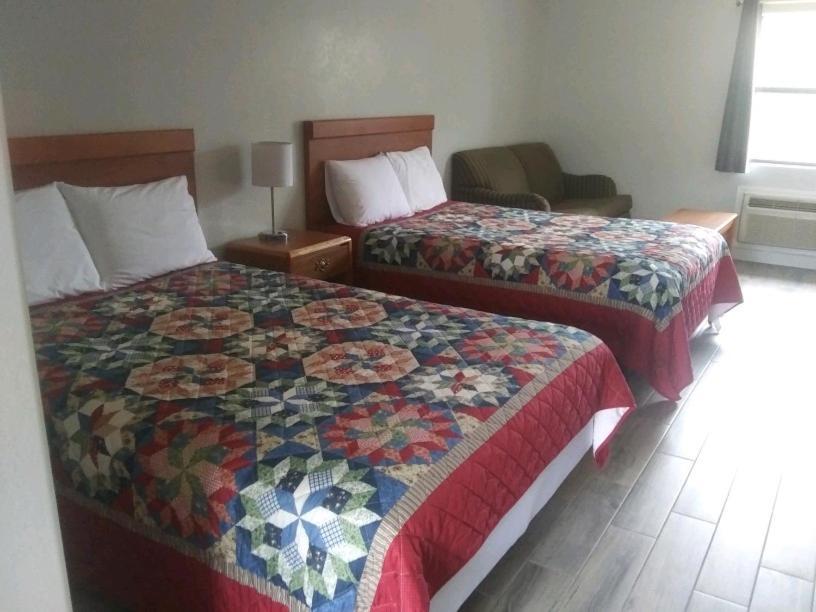 Whispering Creek Lodging & Rv Resort Newton ภายนอก รูปภาพ